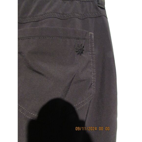 ATHLETA LONG SHORTS BLACK SIZE 8 WOMEN'S CARGO SIDE POCKETS WORKOUT TIES AT LEG - Picture 12 of 12